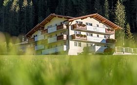 Garni Hotel Bel Vert